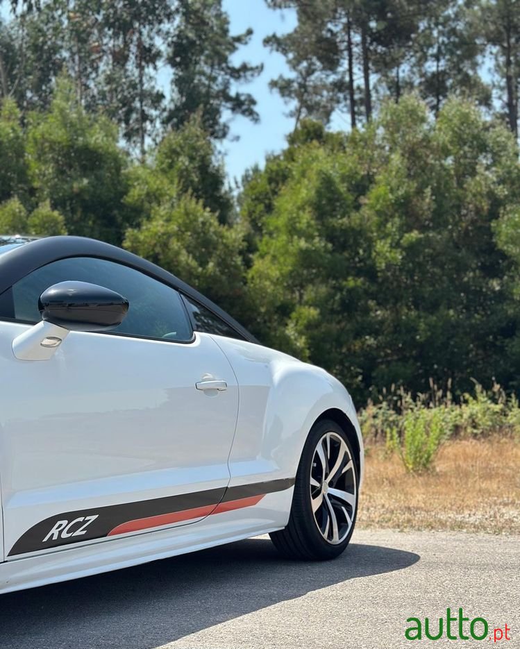 2013' Peugeot RCZ 1.6 Thp photo #4