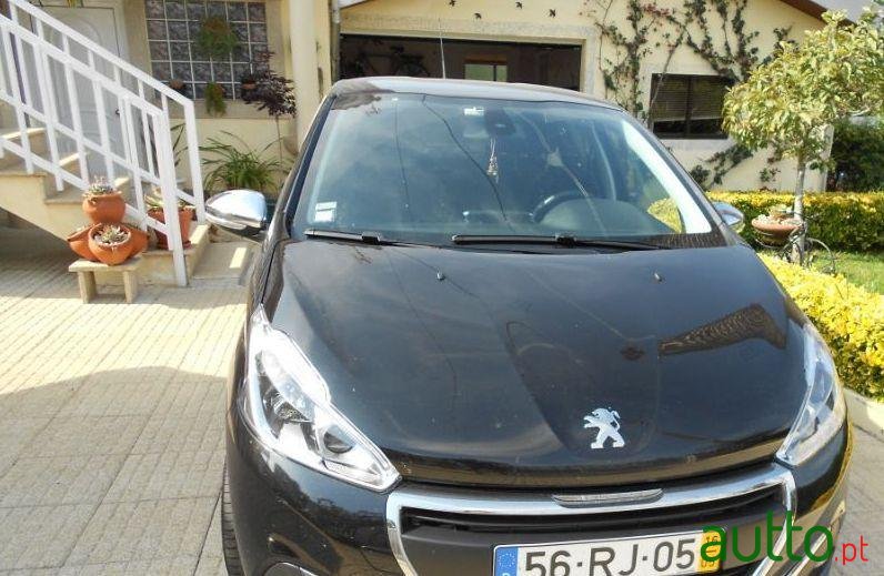 2016' Peugeot 208 photo #4