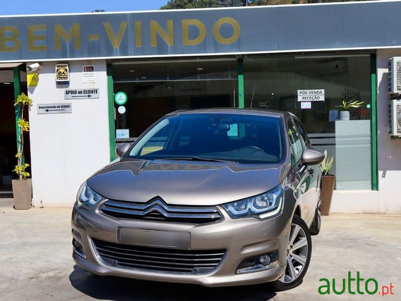 2017' Citroen C4 photo #1