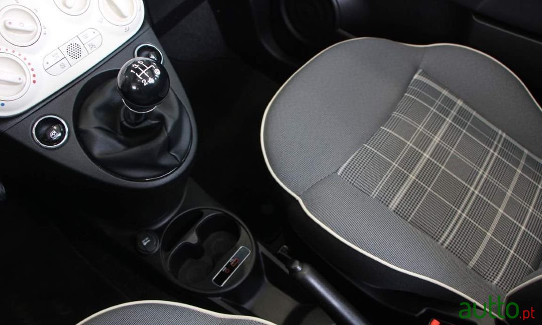 2018' Fiat 500C photo #3