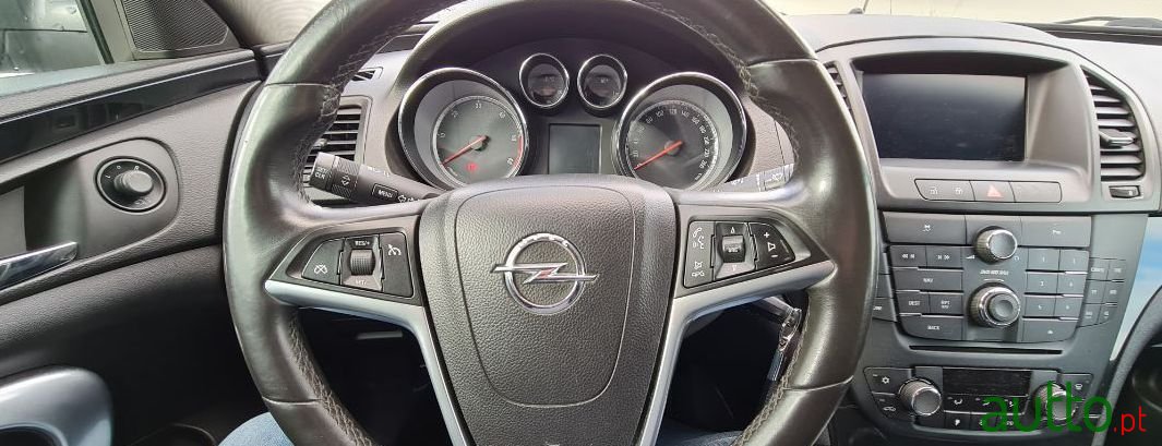 2009' Opel Insignia photo #3