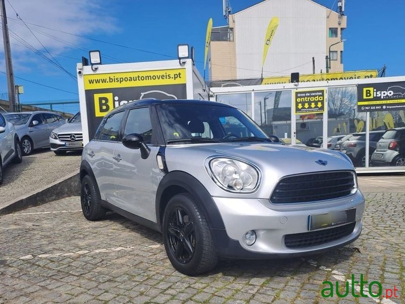 2014' MINI Countryman One D photo #3