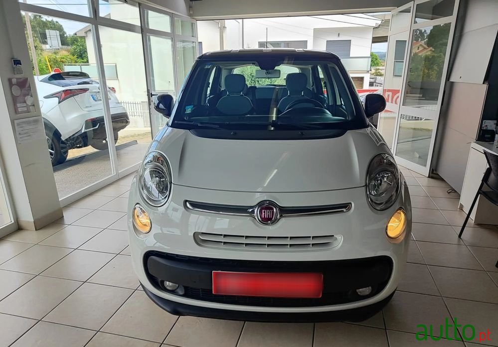 2014' Fiat 500L photo #4