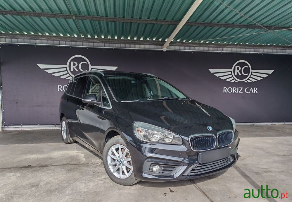 2021' BMW Série 2 D 7L Advantage Auto photo #2