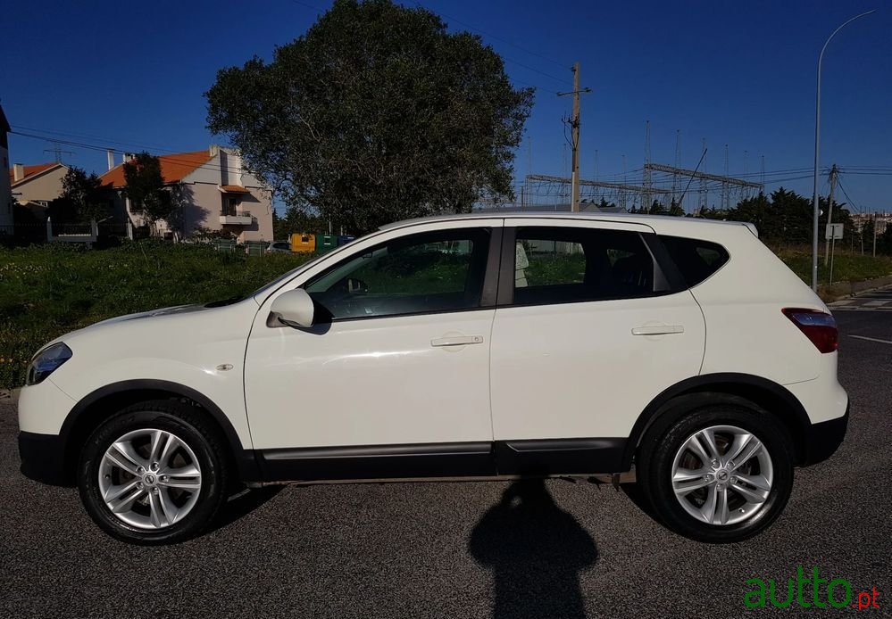 2012' Nissan Qashqai photo #4