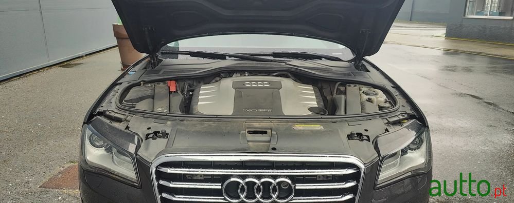 2012' Audi A8 photo #4