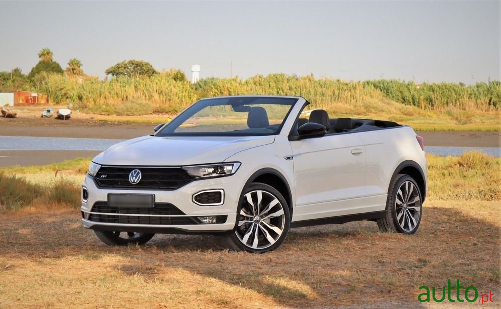 2020' Volkswagen T-Roc Cabrio photo #1