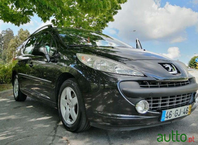 2008' Peugeot 207 Sw photo #3