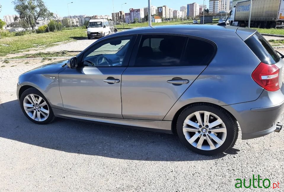 2010' BMW 120 photo #4