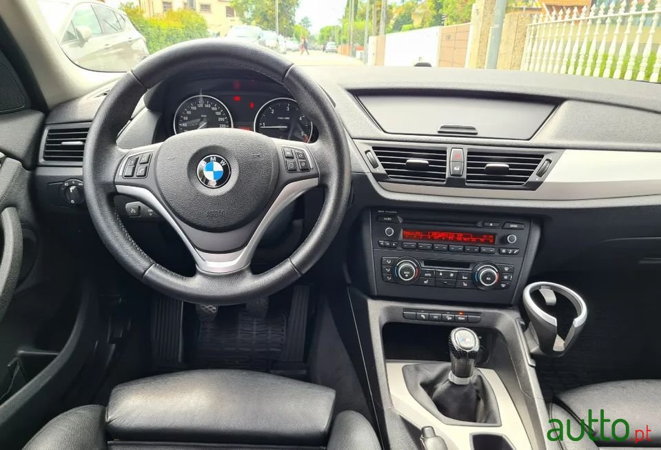 2010' BMW X1 photo #4