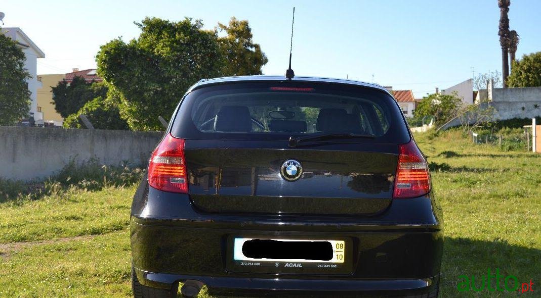 2008' BMW 118 118D photo #2