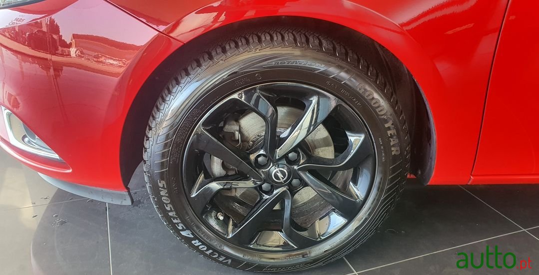 2017' Opel Corsa photo #3