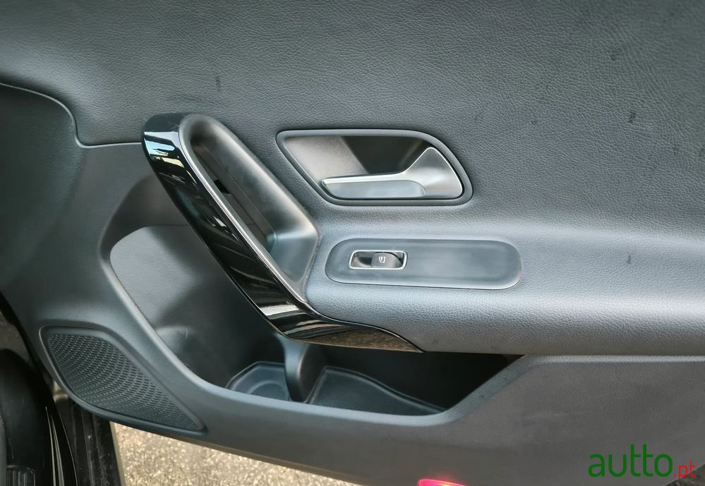 2019' Mercedes-Benz Classe Cla D Style Aut. photo #5