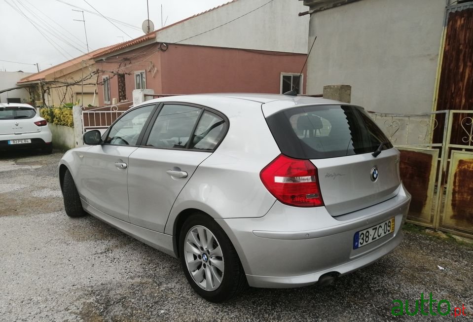 2009' BMW 118 photo #3