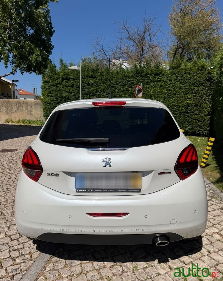 2015' Peugeot 208 photo #3