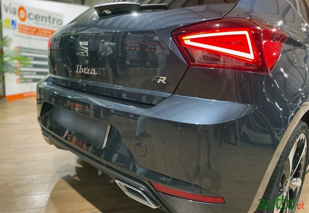 2022' SEAT Ibiza 1.0 Tsi Fr photo #5
