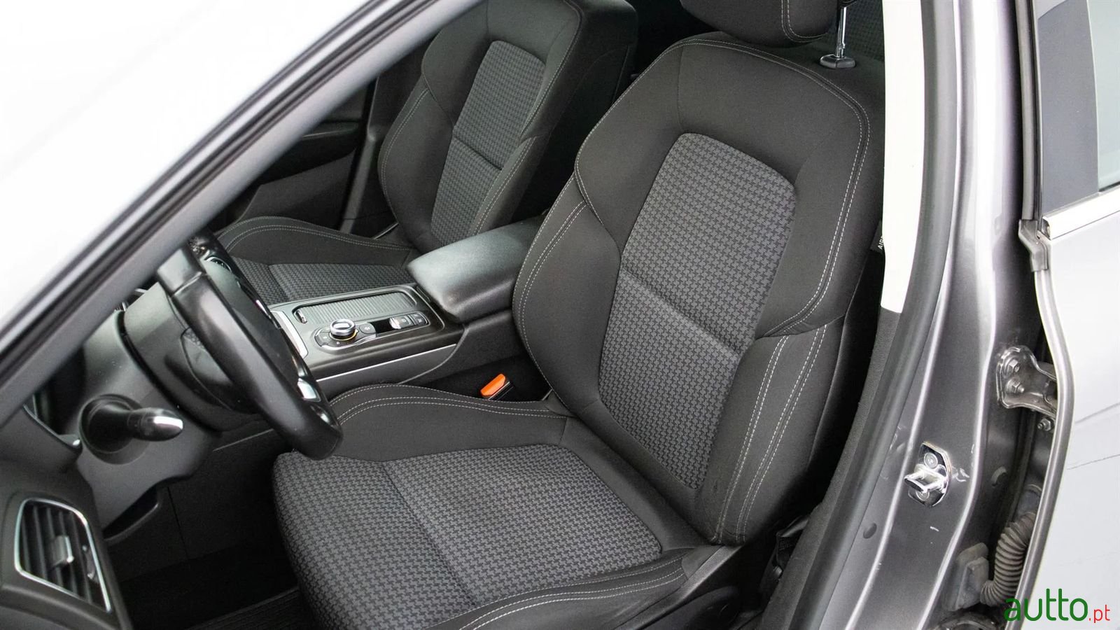 2016' Renault Talisman photo #6