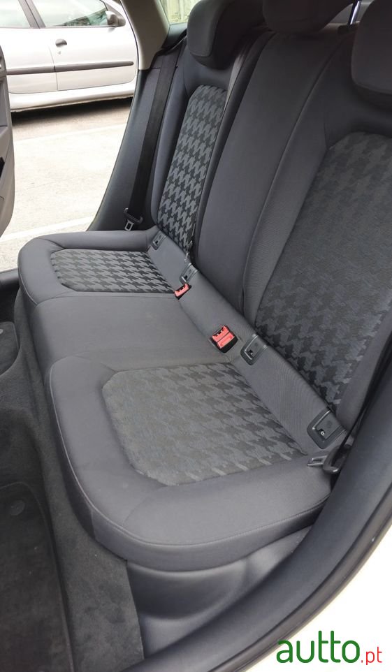 2014' Audi A3 Sportback photo #5