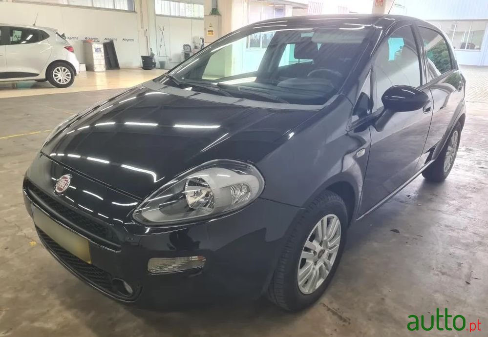2018' Fiat Punto 1.2 Easy S&S photo #1