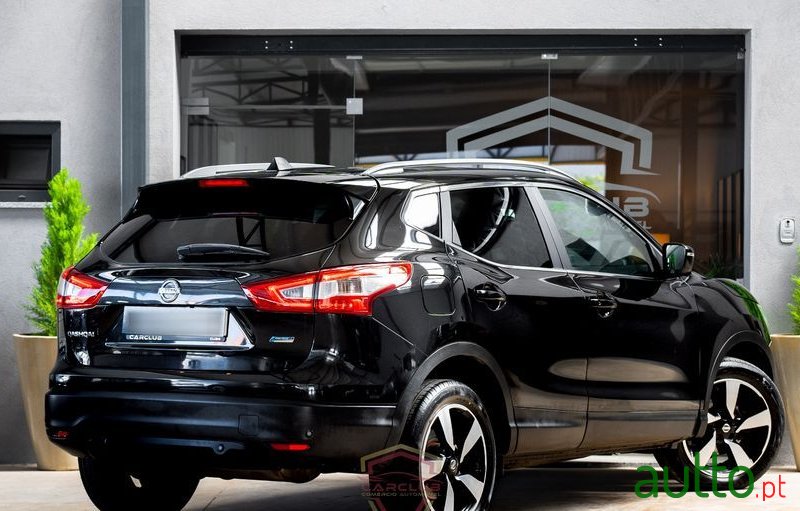 2015' Nissan Qashqai photo #4