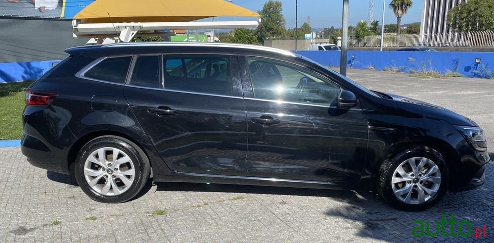 2019' Renault Megane Sport Tourer photo #6