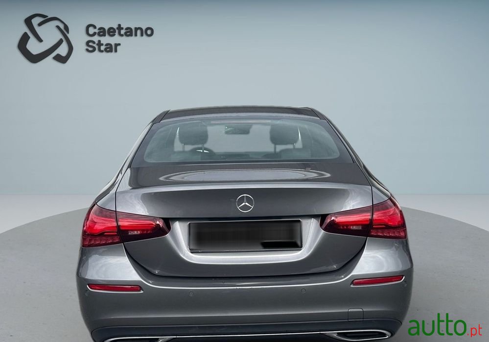 2023' Mercedes-Benz Classe A photo #3