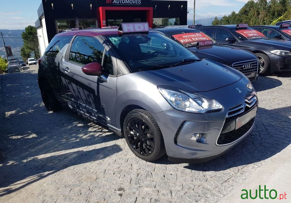 2012' Citroen DS3 photo #4