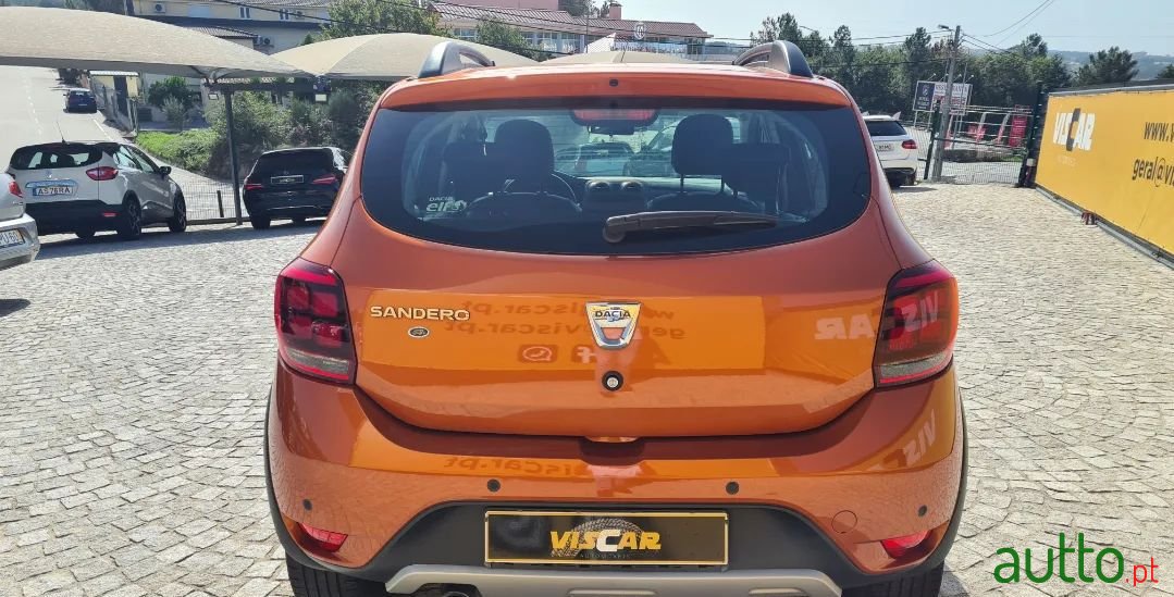 2017' Dacia Sandero photo #5