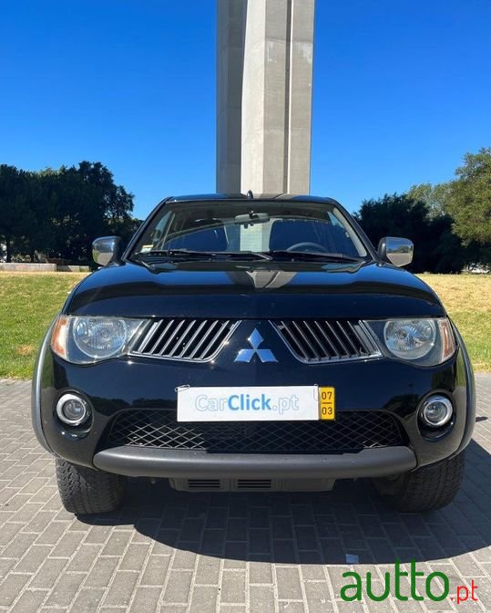 2007' Mitsubishi L200 photo #3