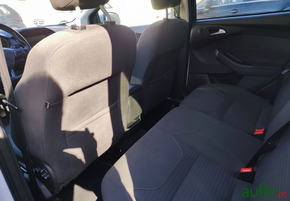 2017' Ford Focus Sw photo #4