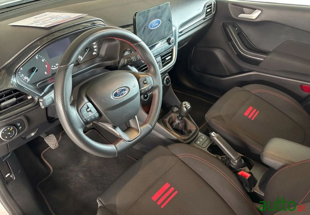 2022' Ford Fiesta St-Line photo #6