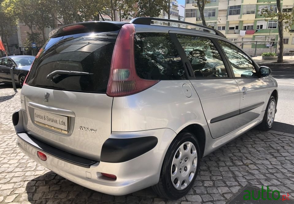 2006' Peugeot 206 Sw photo #4