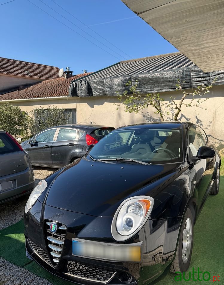 2011' Alfa Romeo MiTo photo #3