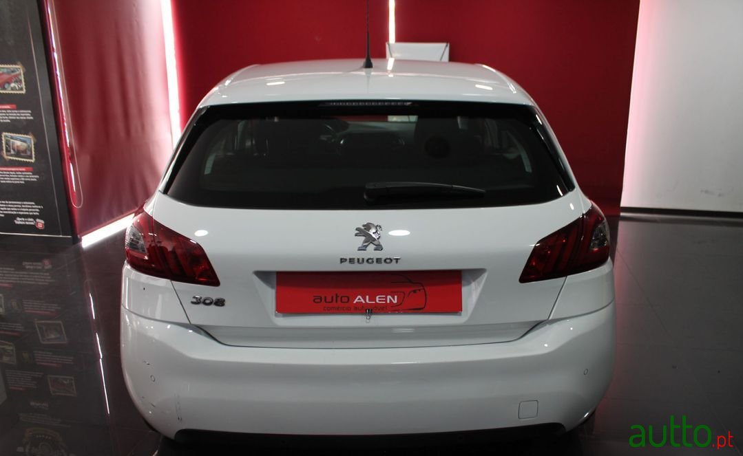 2018' Peugeot 308 photo #4