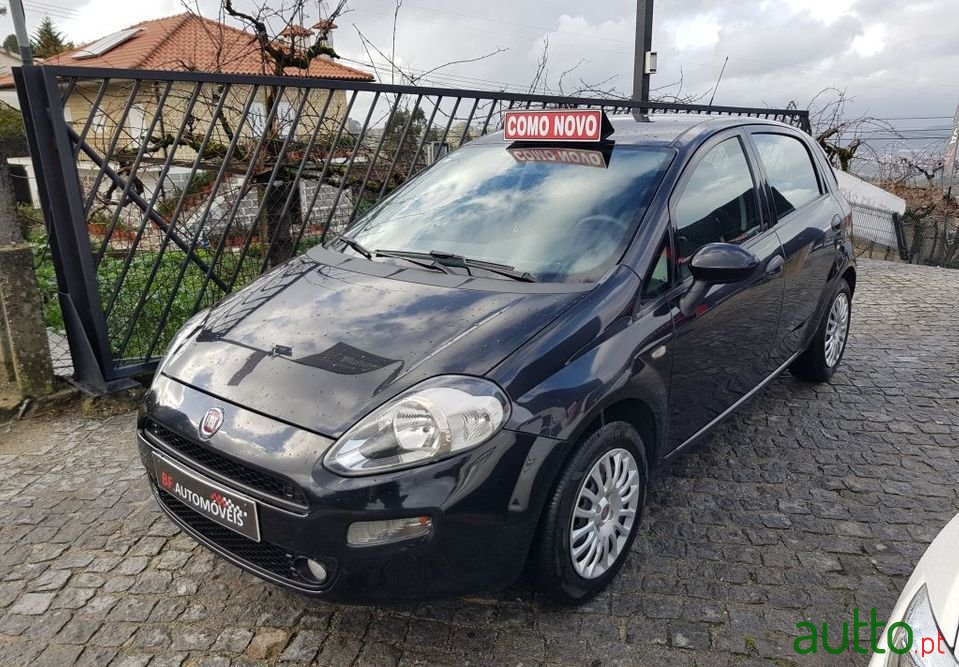 2013' Fiat Grande Punto photo #2