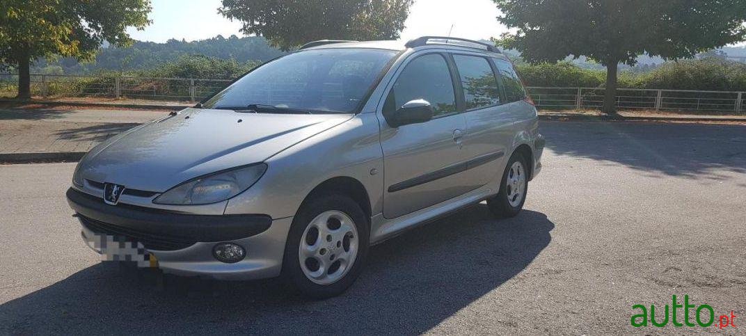 2003' Peugeot 206 Sw photo #3