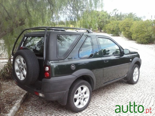 2003' Land Rover Freelander photo #2