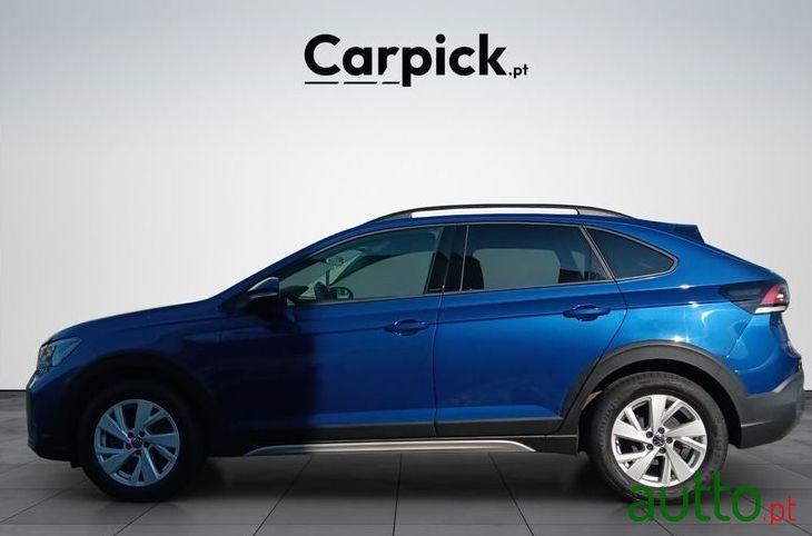 2023' Volkswagen Taigo photo #2