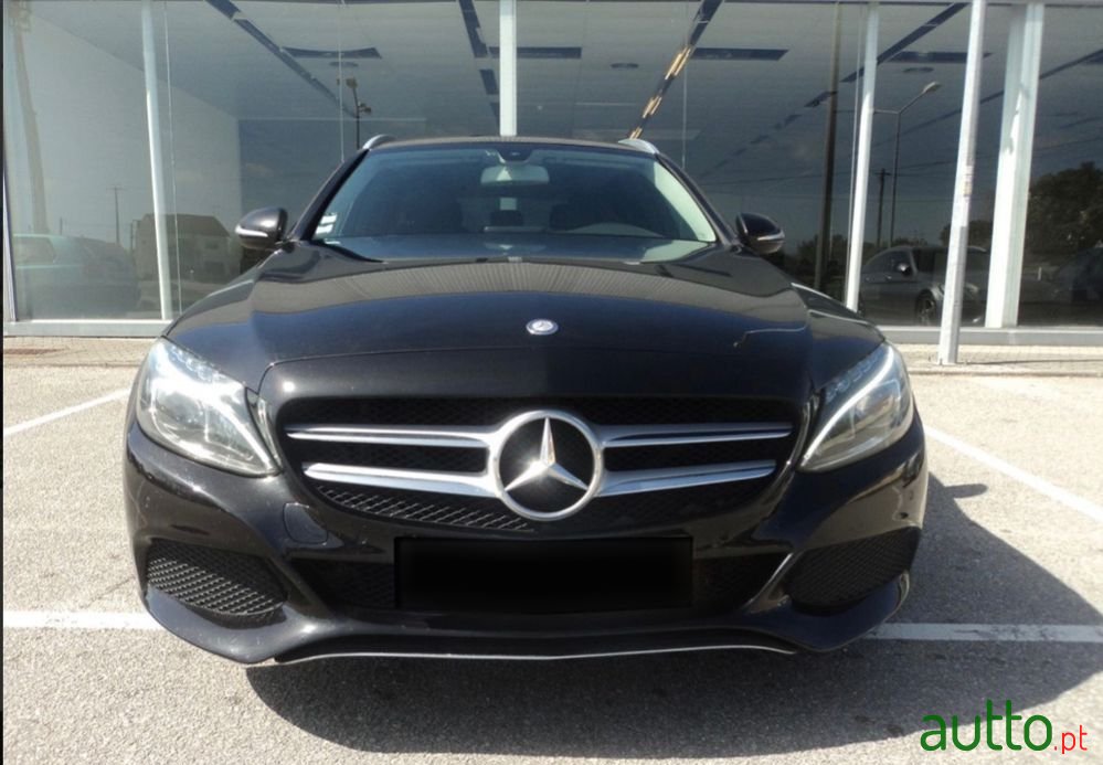 2015' Mercedes-Benz C 200 photo #5