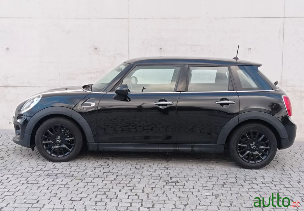 2018' MINI One 5 Portas photo #5