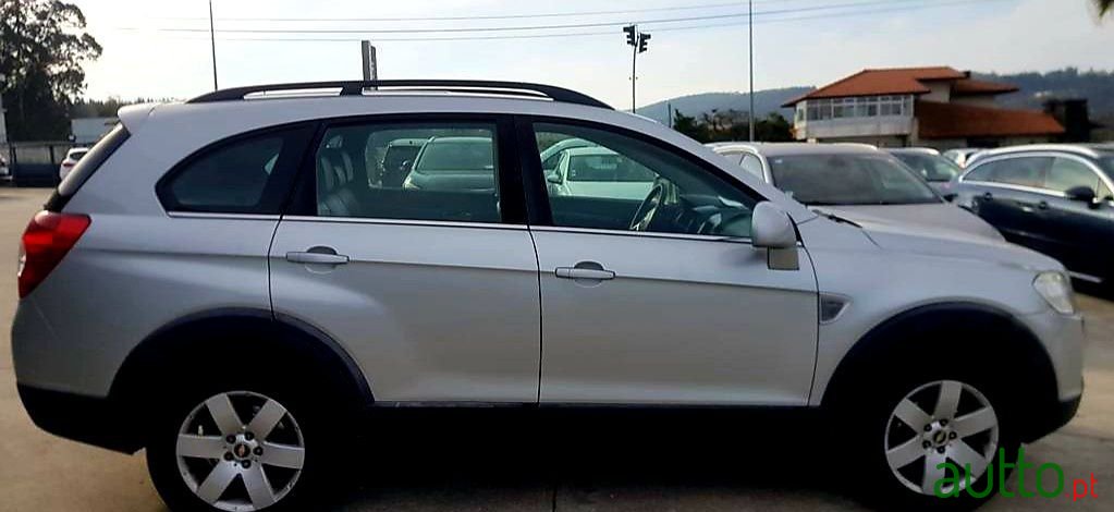 2007' Chevrolet Captiva photo #2