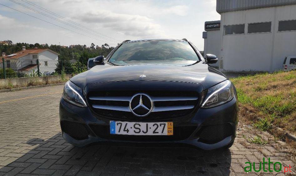 2015' Mercedes-Benz C-200 photo #1