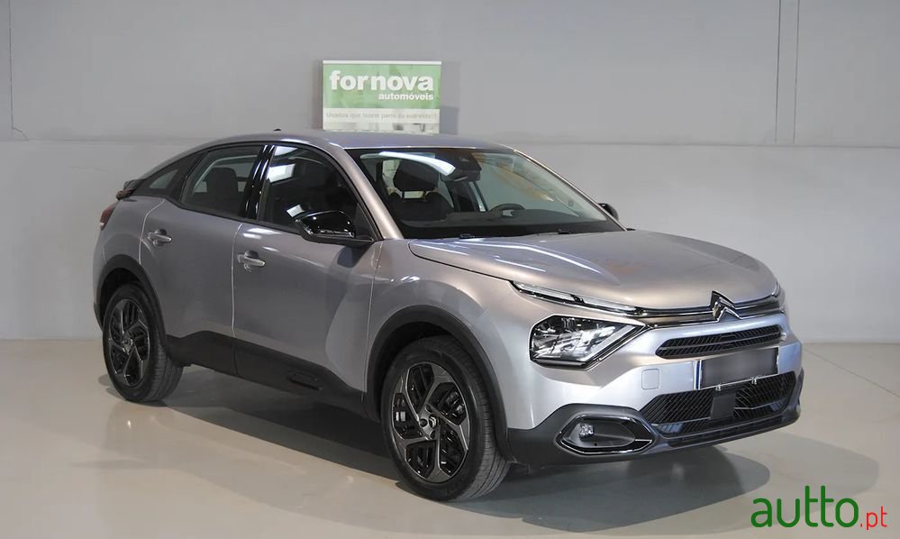 2024' Citroen C4 photo #3