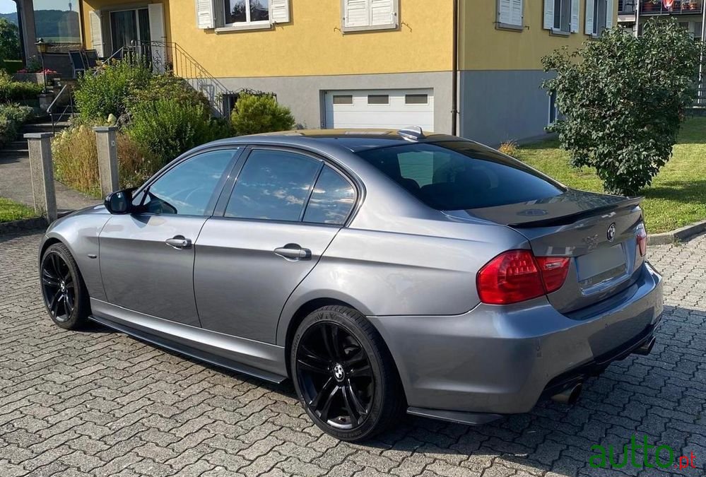 2009' BMW Série 3 photo #6