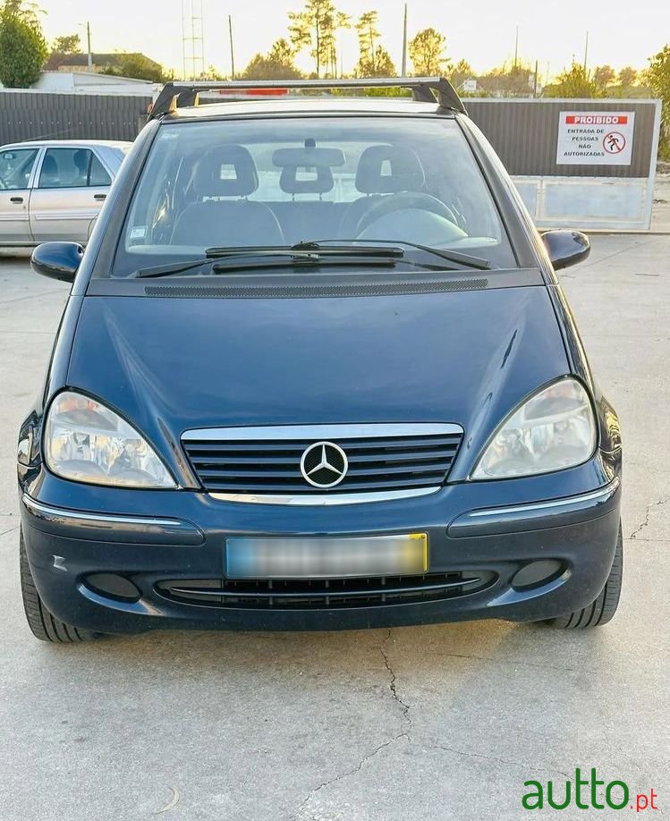 2004' Mercedes-Benz Classe A Elegance photo #5