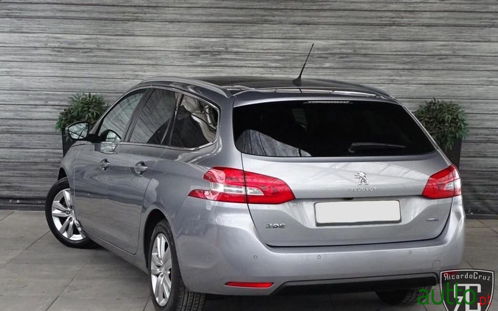 2015' Peugeot 308 Sw photo #3
