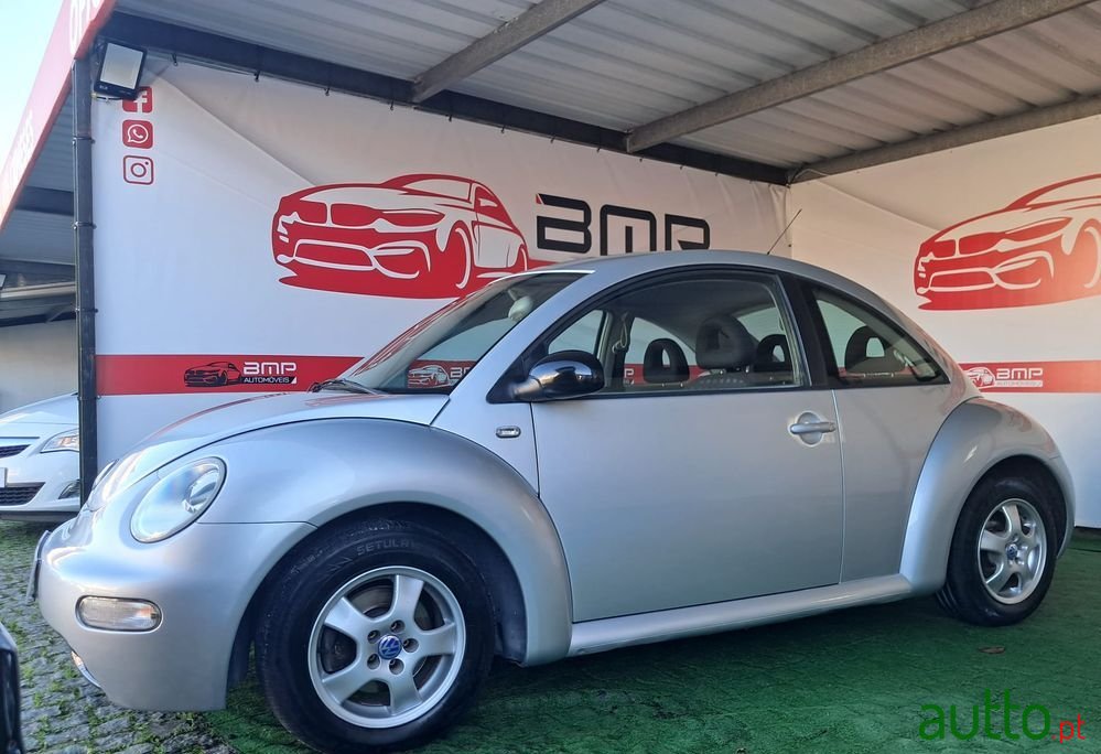 2004' Volkswagen New Beetle 1.4 Top photo #3