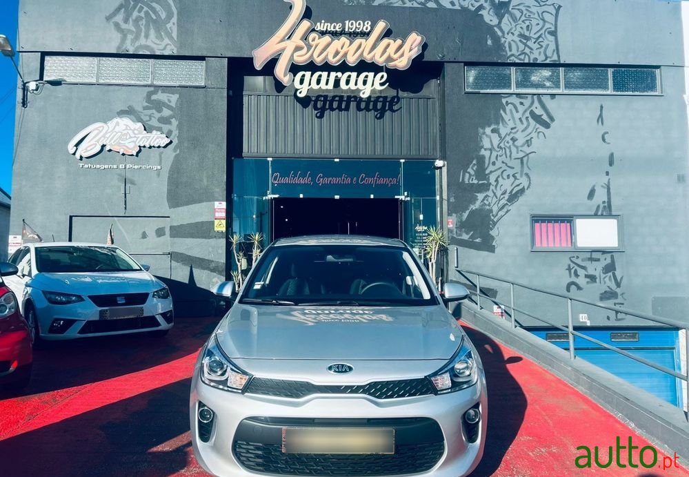 2020' Kia Rio 1.2 Cvvt Sx photo #1
