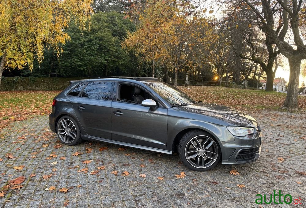 2014' Audi S3 Sportback photo #3