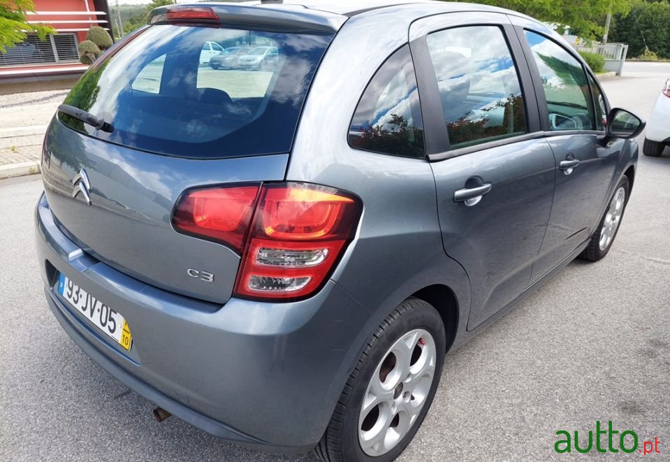 2010' Citroen C3 photo #5